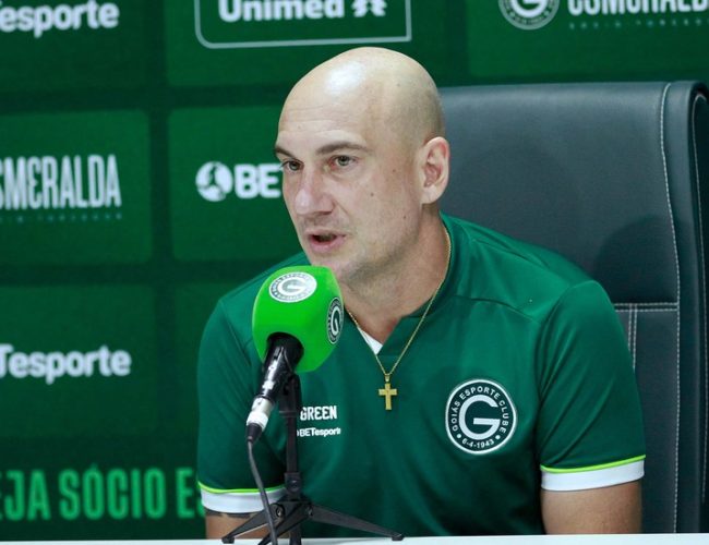 Márcio Zanardi enaltece desempenho do Goiás após vitória: “Mérito dos jogadores em destaque”