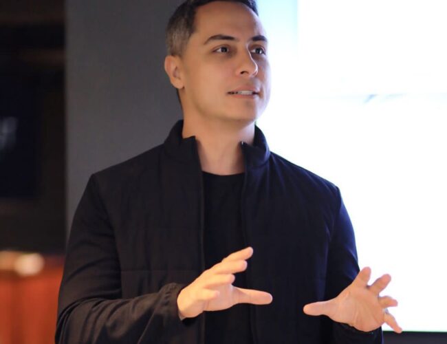 Planejar é sobreviver: empresário se consolida como referência em consultoria financeira.