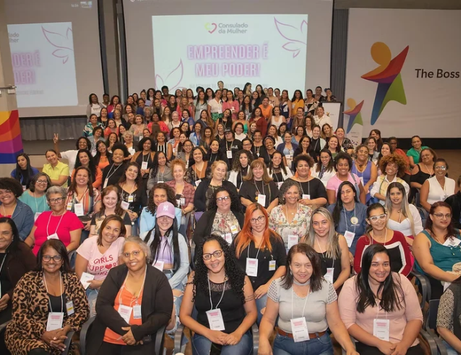 Treinamento online no WhatsApp ajuda mulheres a aumentar suas vendas