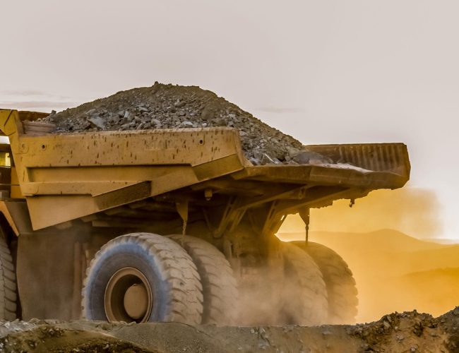 “PL dos Minerais Críticos ignora municípios mineradores e ameaça repetir os erros históricos da mineração brasileira”, alerta AMIG Brasil