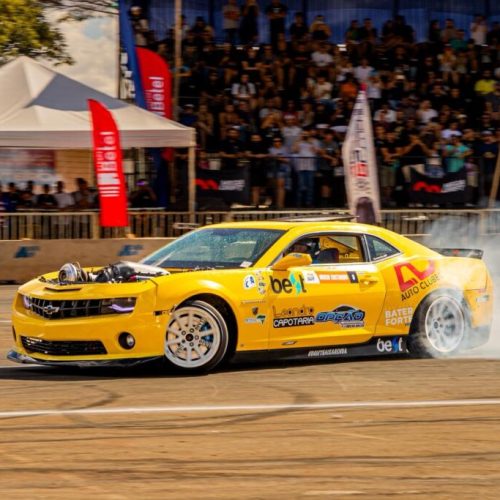 Mega Drift acelera e inicia vendas de ingressos para competição de julho em Brasília com potência de 600 cv e fumaça nas pistas