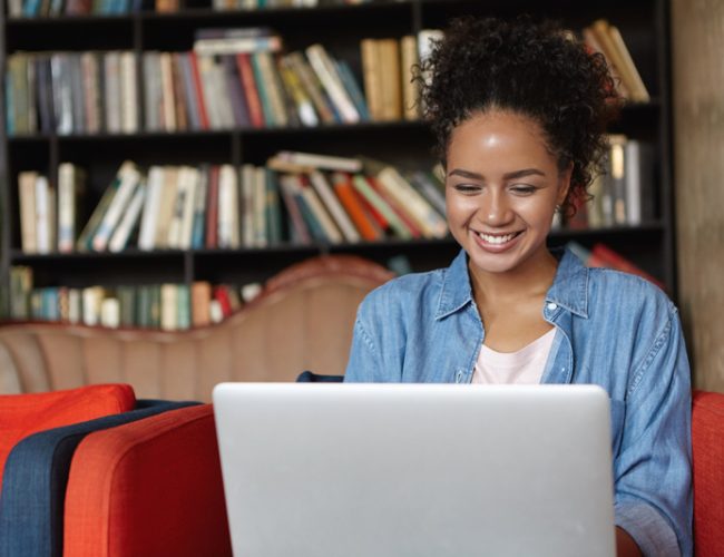 MOVER disponibiliza 11 mil vagas gratuitas em cursos de línguas