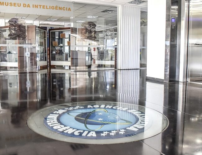 Impacto da Decisão do STF sobre a Abin Paralela alcança até os evangélicos no Congresso