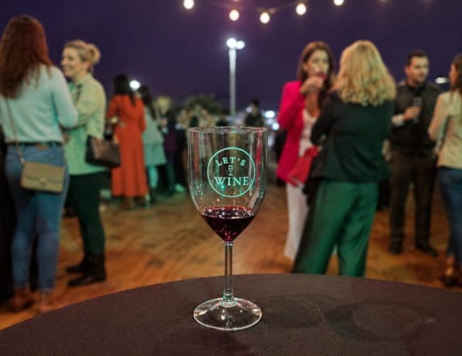 Festival Let’s Wine Brasília: Garanta seu Ingresso e Receba uma Taça Exclusiva!