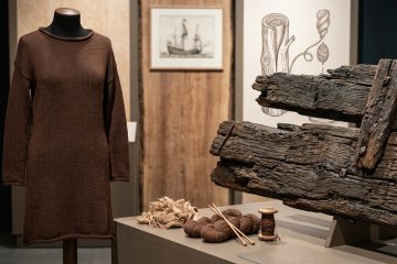 Vestido deslumbrante é criado a partir de relíquias de naufrágio de 300 anos na Finlândia