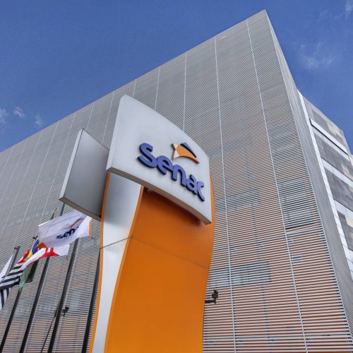 Senac-SP inicia processo de inscrições para bolsas de estudo no ensino médio técnico em 2027