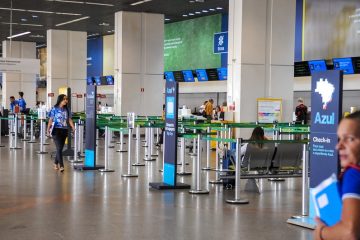 Aeroporto de Brasília oferece oportunidade para Atendente de Serviços ao Cliente com remuneração de R$ 2.300,61; confira as instruções para se inscrever
