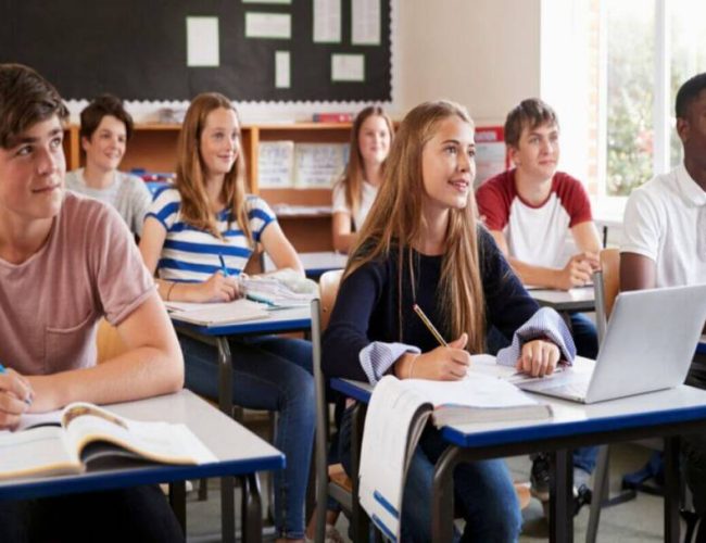 Domine a Língua Portuguesa: Entenda as 10 Classes Gramaticais e Suas Aplicações