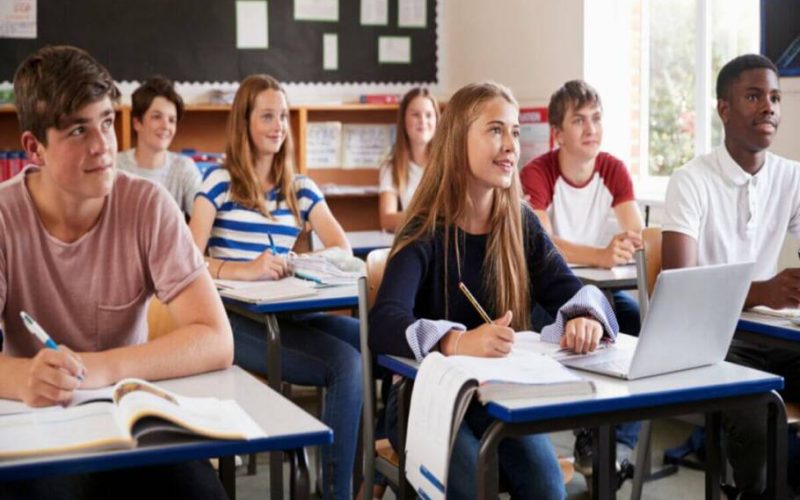 Domine a Língua Portuguesa: Entenda as 10 Classes Gramaticais e Suas Aplicações
