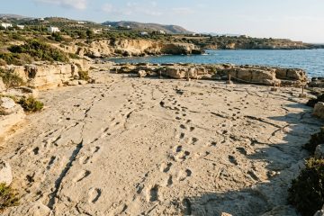 Descobertas as mais antigas marcas de passos humanos, guardadas em sedimentos milenares de uma praia