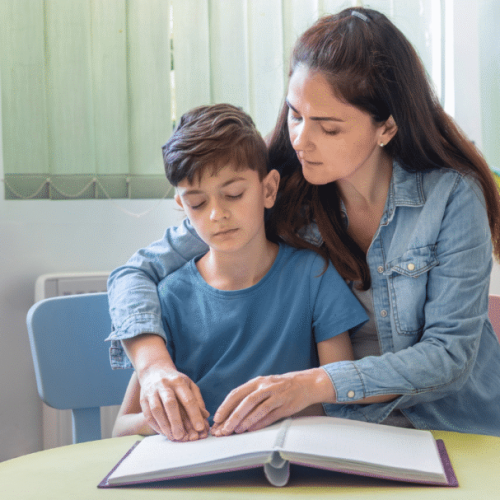 Dia Nacional da Educação Infantil destaca obstáculos na inclusão escolar