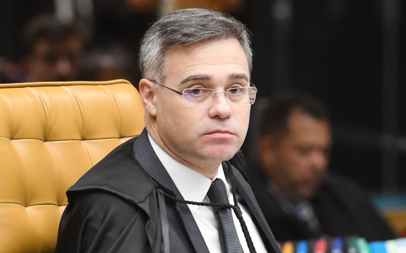 Espionado por Mendonça em 2020, professor vê “natureza golpista” em atuação de ministro