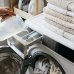 Dicas de especialistas: como eliminar o calcário do chuveiro com uma mistura eficaz de vinagre e detergente
